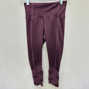 ATHLETA Leggings XXS Pants Jacquard Mantra Capri Crop Purple Yoga